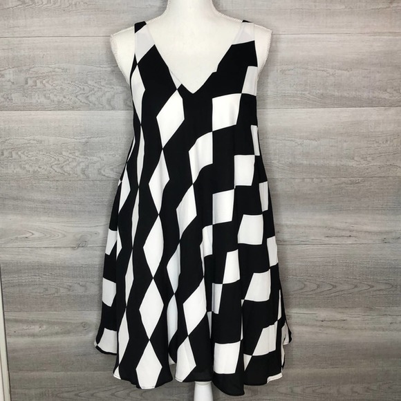 Sam Edelman Dresses & Skirts - Black & White Tunic Dress by Sam Edelman Small